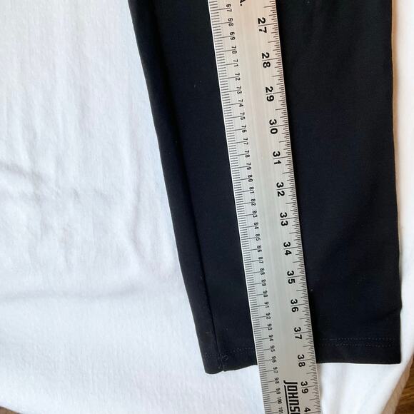 Chico’s Women Classic Basic Straight Leg Work Pants size 15 Regular, Black - Picture 3 of 9